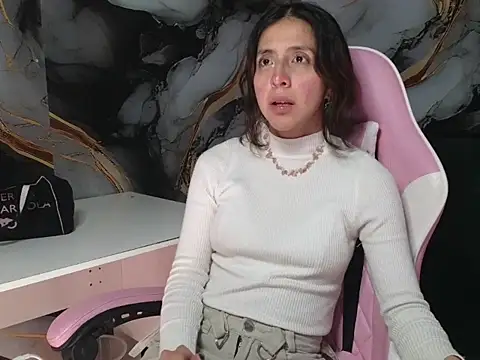 ling ling24 online show from 12.18.25