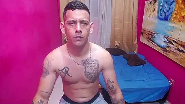 hugecocks hot online show from 03.05.26