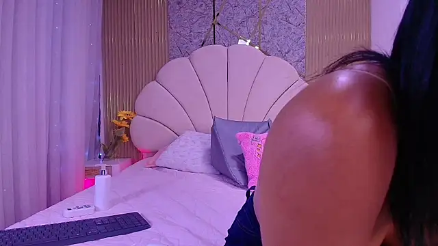 nata luna online show from 05.23.26