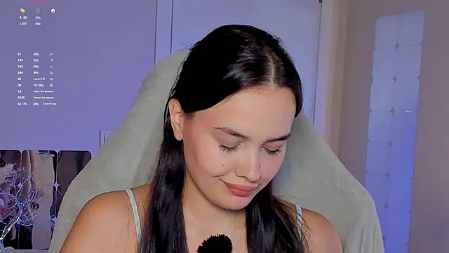 Snapshot of _Sweetie_ chatting on 10.11.25 Sweetie online show from 10.11.25