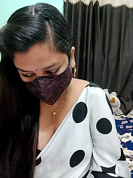 Snapshot of payal_sharma1 chatting on 10.30.25 payal sharma1 online show from 10.30.25