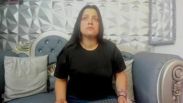 Snapshot of KataleyaStiward chatting on 12.20.24 KataleyaStiward online show from 12.20.24