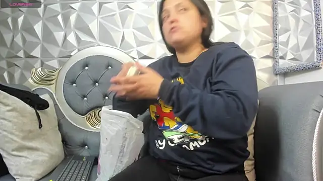 Snapshot of KataleyaStiward chatting on 02.12.25 KataleyaStiward online show from 02.12.25