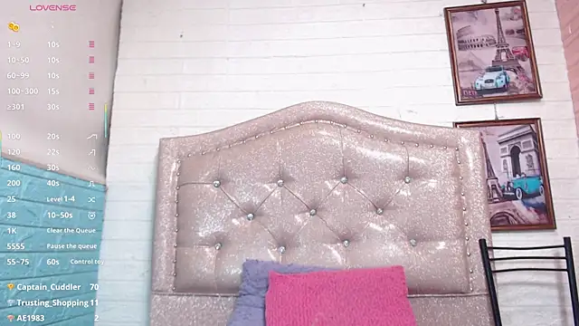 Snapshot of KataleyaStiward chatting on 09.09.25 KataleyaStiward online show from 09.09.25