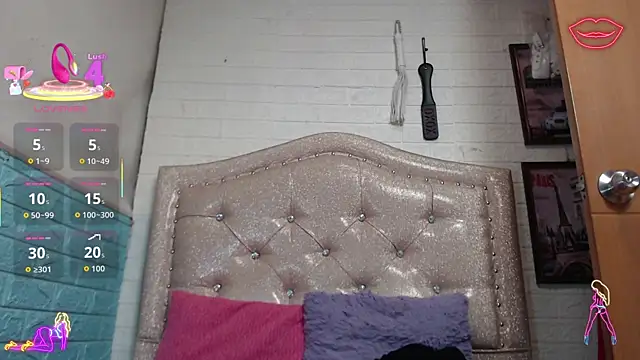 Snapshot of KataleyaStiward chatting on 09.24.25 KataleyaStiward online show from 09.24.25