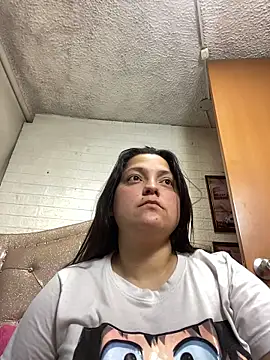 Snapshot of KataleyaStiward chatting on 10.20.25 KataleyaStiward online show from 10.20.25