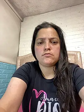 Snapshot of KataleyaStiward chatting on 11.13.25 KataleyaStiward online show from 11.13.25