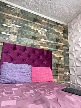 Snapshot of KataleyaStiward chatting on 12.05.25 KataleyaStiward online show from 12.05.25