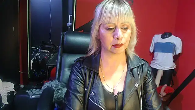 KLOE PIELL online show from 11.20.25