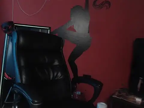 Snapshot of KLOE_PIELL chatting on 02.27.26 KLOE PIELL online show from 02.27.26