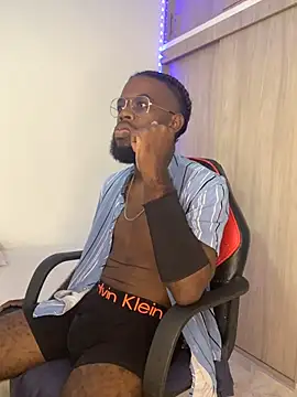 Snapshot of Jacksonking27 chatting on 12.16.25 Jacksonking27 online show from 12.16.25