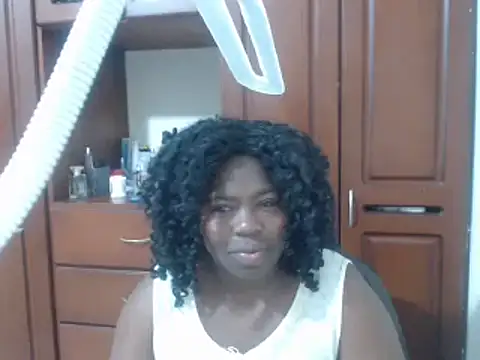 Snapshot of jjannakinky chatting on 01.04.25 jjannakinky online show from 01.04.25