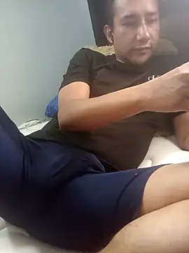 Snapshot of misterioso258 chatting on 10.10.25 misterioso258 online show from 10.10.25