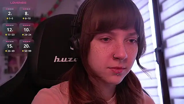 Snapshot of juliapie chatting on 02.22.26 juliapie online show from 02.22.26