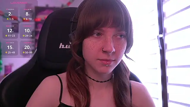 Snapshot of juliapie chatting on 02.27.26 juliapie online show from 02.27.26