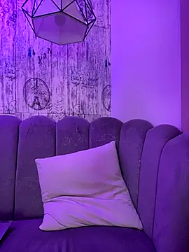 AbyThompson online show from 10.22.25