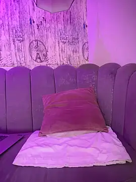 AbyThompson online show from 03.14.26