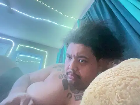 chubbydominican online show from 02.14.25