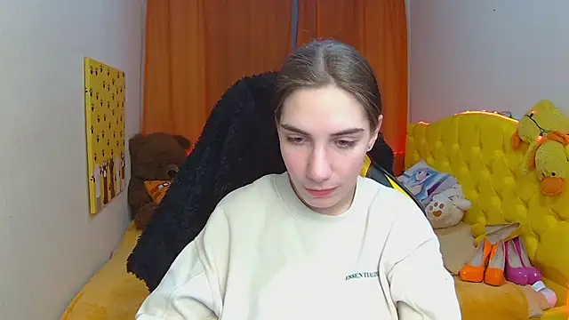 Snapshot of NikaStark_ chatting on 02.19.25 NikaStark online show from 02.19.25