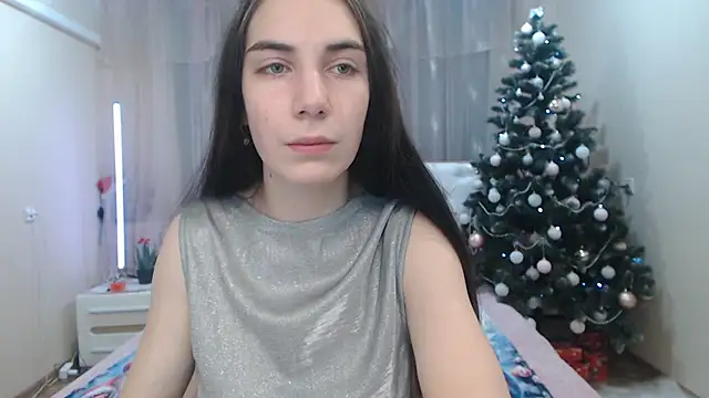 Snapshot of NikaStark_ chatting on 12.15.25 NikaStark online show from 12.15.25