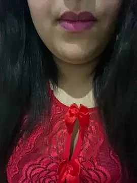 yassminsexy22 online show from 01.13.25