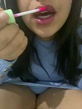 yassminsexy22 online show from 02.08.25