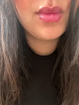 yassminsexy22 online show from 09.25.25