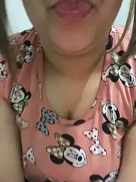 yassminsexy22 online show from 02.15.26