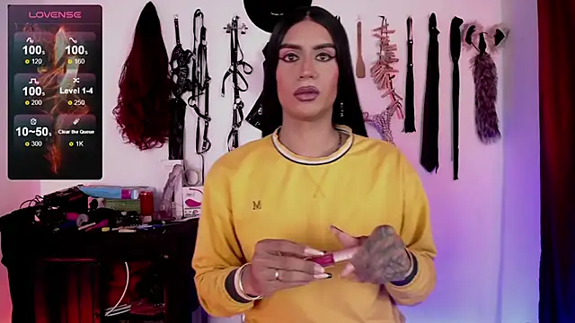 Snapshot of akinoro_ chatting on 03.11.25 akinoro online show from 03.11.25