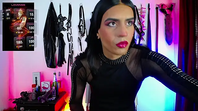 Snapshot of akinoro_ chatting on 10.05.25 akinoro online show from 10.05.25