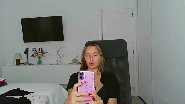 Submissive love online show from 10.29.25