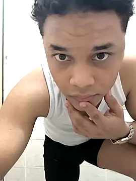 Snapshot of Ferneyv23 chatting on 09.12.25 Ferneyv23 online show from 09.12.25