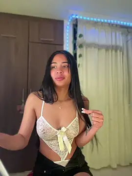 lina pink online show from 07.03.26