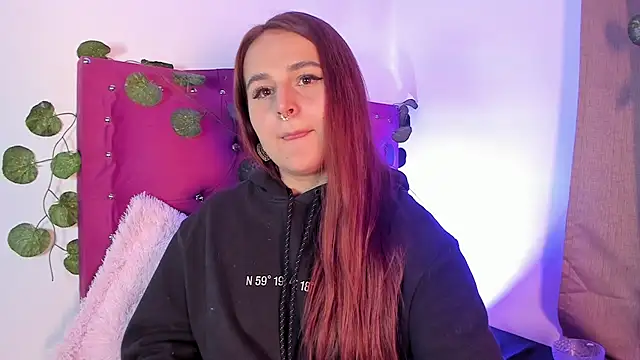 Snapshot of evy_orange1 chatting on 01.19.25 evy orange1 online show from 01.19.25