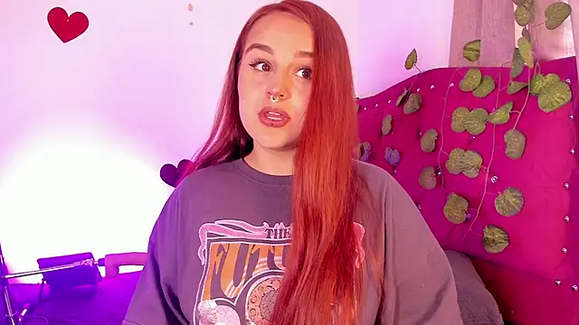 Snapshot of evy_orange1 chatting on 02.28.25 evy orange1 online show from 02.28.25