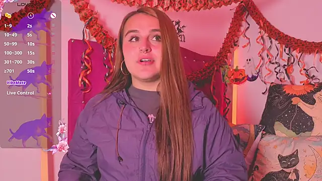 Snapshot of evy_orange1 chatting on 11.02.25 evy orange1 online show from 11.02.25