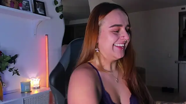 Snapshot of evy_orange1 chatting on 03.03.26 evy orange1 online show from 03.03.26