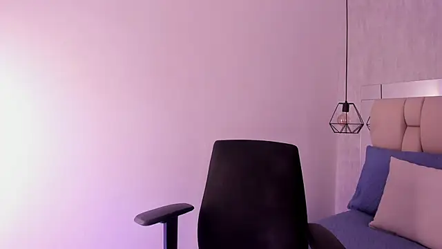 Roxie-Summers11 online show from 01.16.25