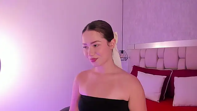 Roxie-Summers11 online show from 03.03.25