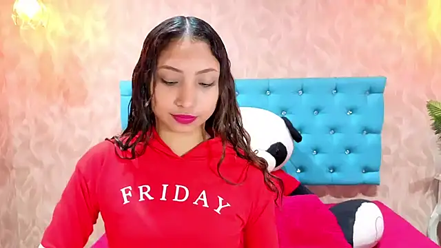 MadelineDoll online show from 04.15.26