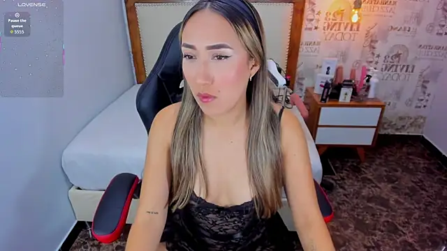 CAMILAGRAY online show from 05.15.26