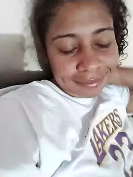 Snapshot of Ivon-09 chatting on 01.27.25 Ivon-09 online show from 01.27.25