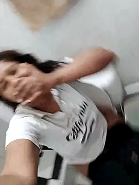 Snapshot of Ivon-09 chatting on 03.13.25 Ivon-09 online show from 03.13.25