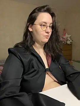 hungry1bunny online show from 10.04.25