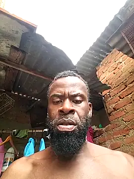 Snapshot of Yairelnegro chatting on 10.05.25 Yairelnegro online show from 10.05.25