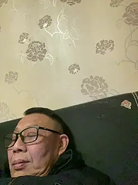 Snapshot of bcc0001 chatting on 03.09.25 bcc0001 online show from 03.09.25