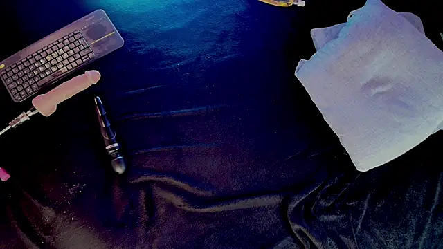 Candle  lz online show from 01.30.25