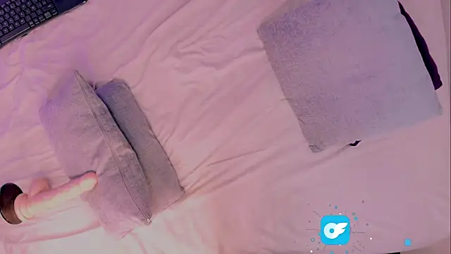 Candle  lz online show from 11.27.25