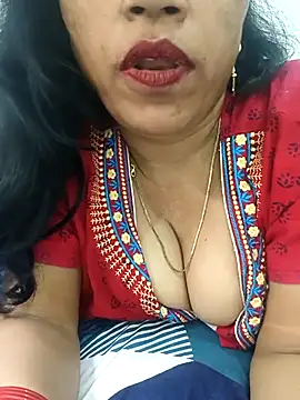 Snapshot of Sonal_210 chatting on 10.24.25 Sonal 210 online show from 10.24.25
