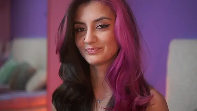 Snapshot of SabrinaHope chatting on 12.01.25 SabrinaHope online show from 12.01.25